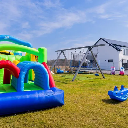 Cichy - - Basen, Jacuzzi, Sauna Appartement Karwia