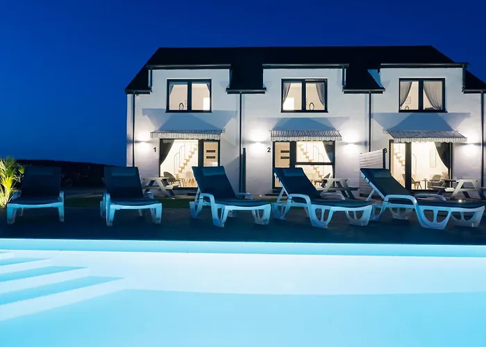 Cichy - - Basen, Jacuzzi, Sauna アパート カルビア